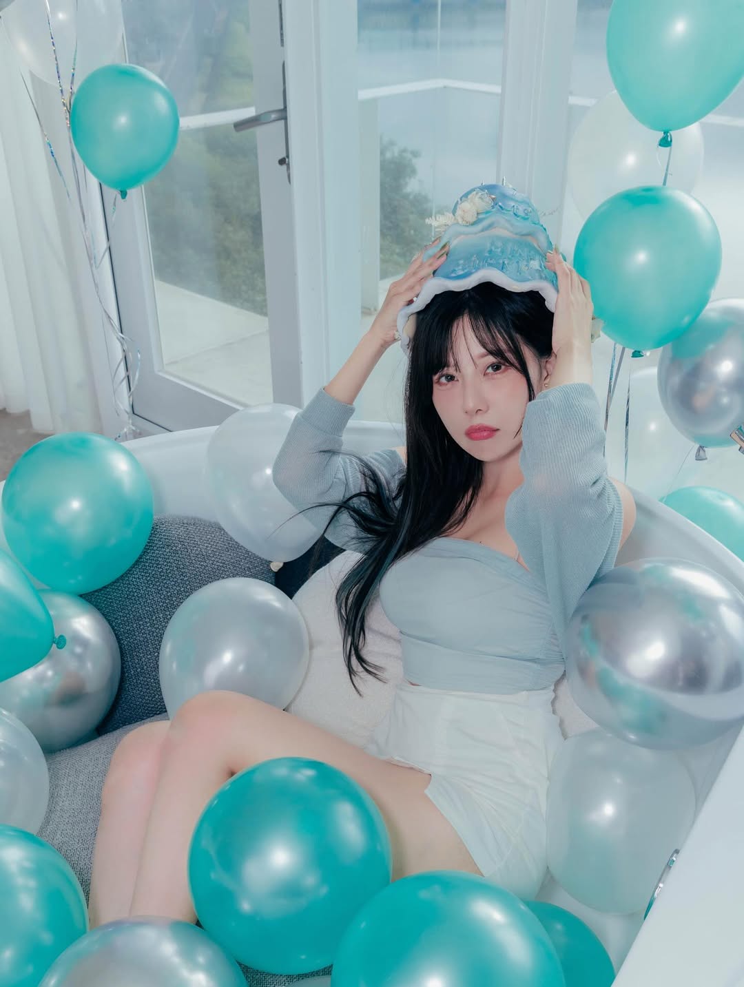 【正妹】羽晴Min生日美照，纯又带着一点小性感的气质！