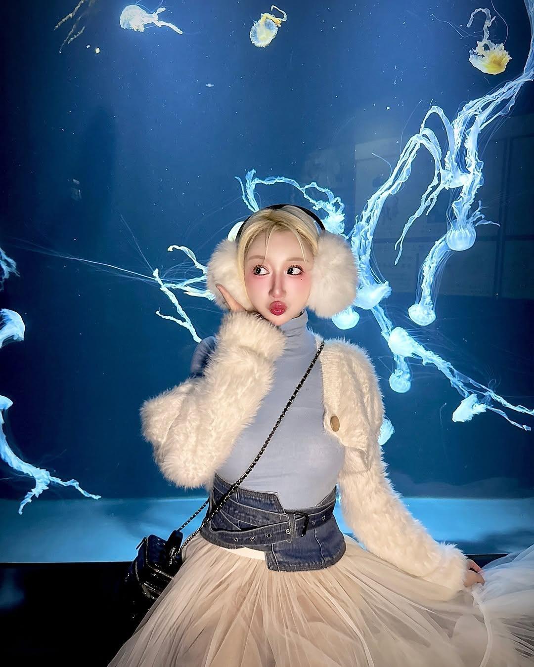 【正妹】叶妮妮Minnie雪景美照超甜，纯又带着一点小性感的气质！