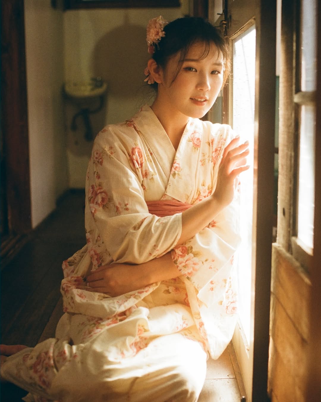 【正妹】花惹发和服超美，注入了一抹清新的风景！