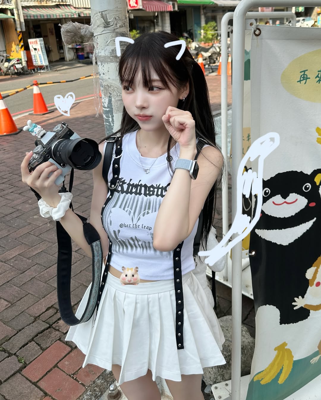 【正妹】赵兔兔喵主播户外摄影，温柔的眼神恰到好处的微笑！