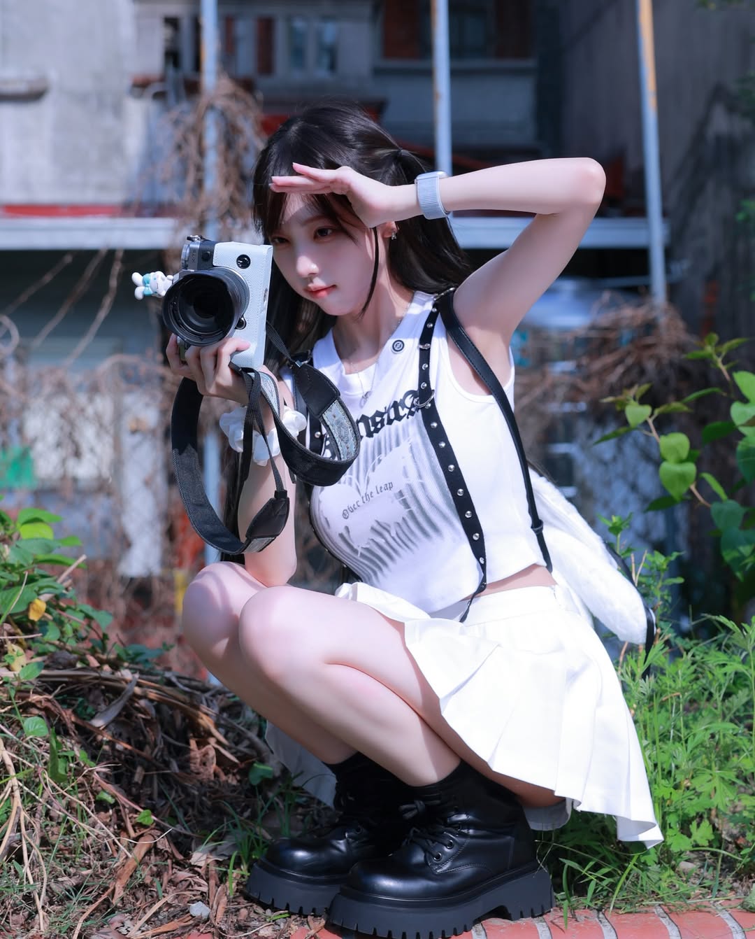 【正妹】赵兔兔喵主播户外摄影，温柔的眼神恰到好处的微笑！