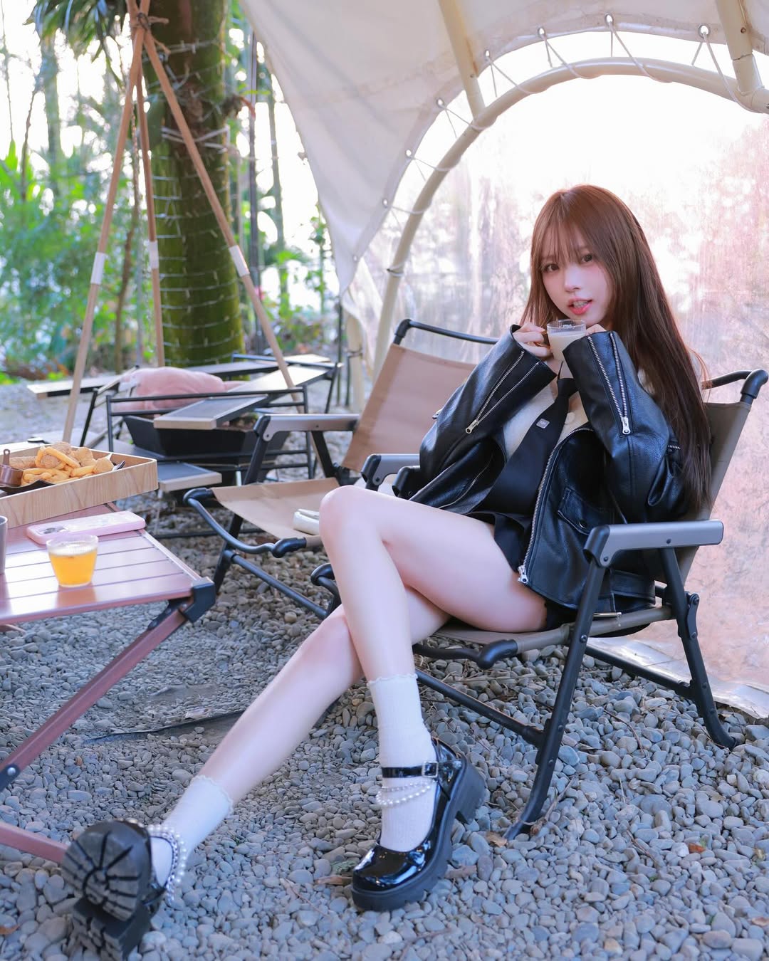 【正妹】赵兔兔喵户外野炊甜美，感受到美好与温度的交织！