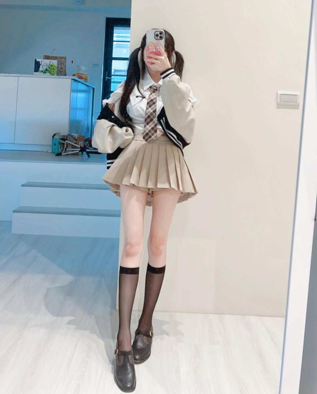 【正妹】赵兔兔喵主播黑丝JK制服，欢安静的小众生活者！