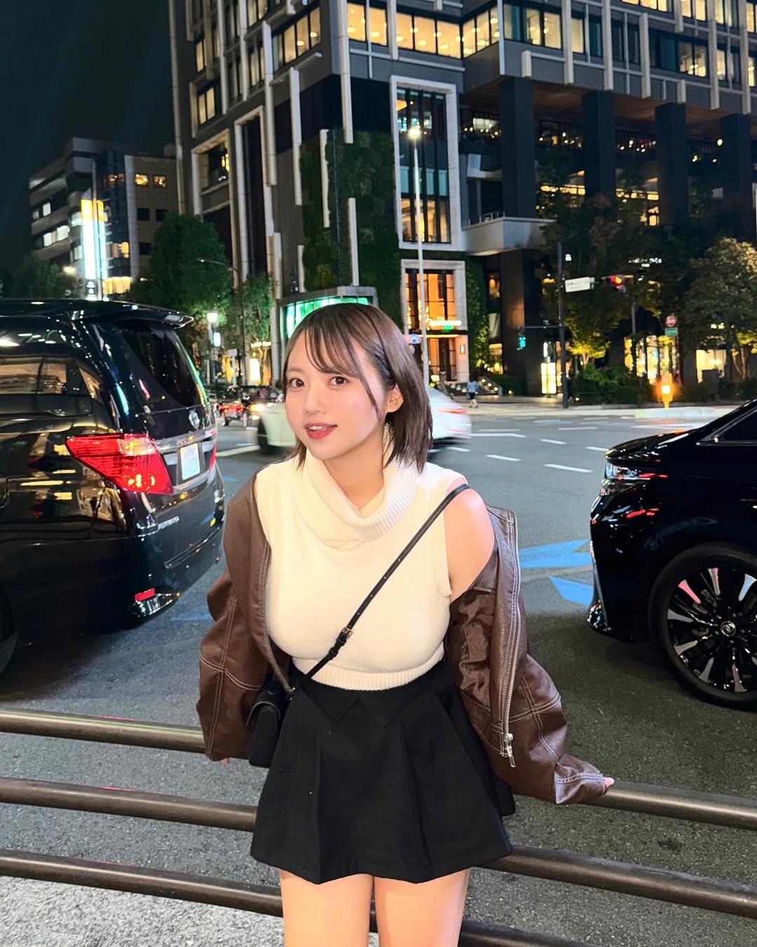 【正妹】まりちゃん黄昏街拍超美，她的微笑不像刺眼的阳光！