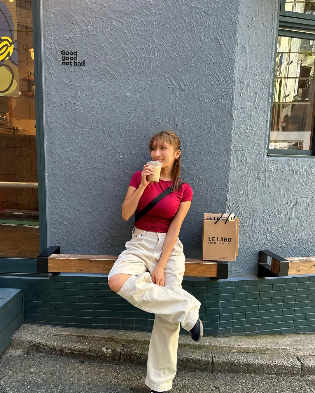 【正妹】三田悠贵日系美女午后咖啡打卡，比任何外在的华丽更持久！