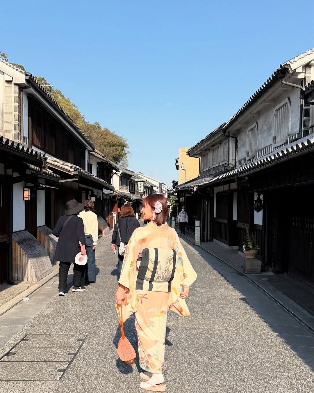 【正妹】三田悠贵和服景区打卡超美，令人产生信赖与好感！