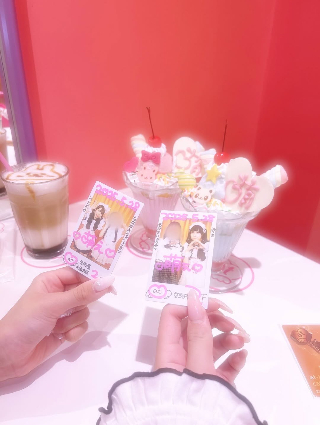 【正妹】本多もか甜品店打卡超可爱，得到大众的认可与喜爱！