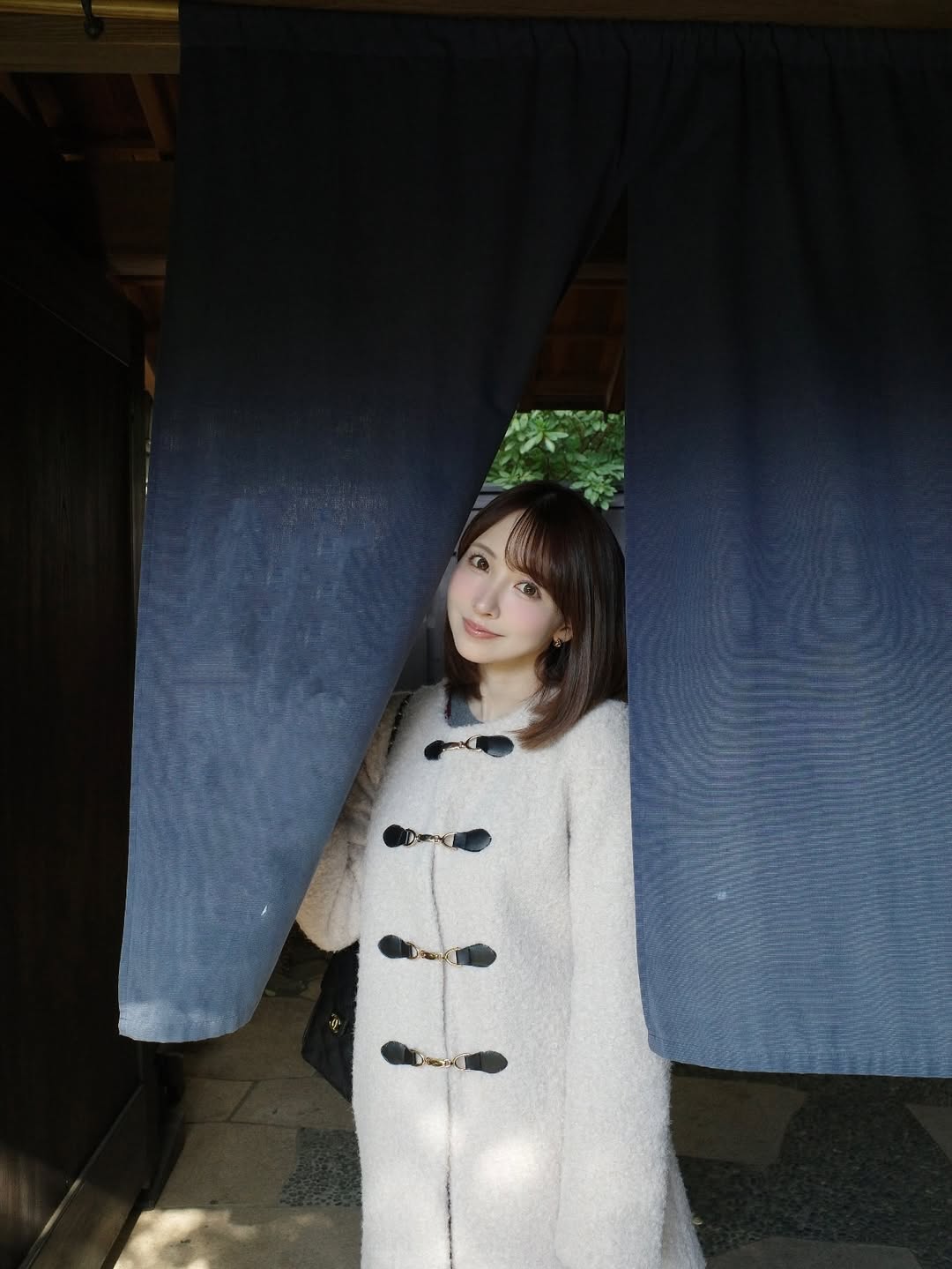 【正妹】三上悠亚秋装大长腿美照，这是一个旅行的美好！