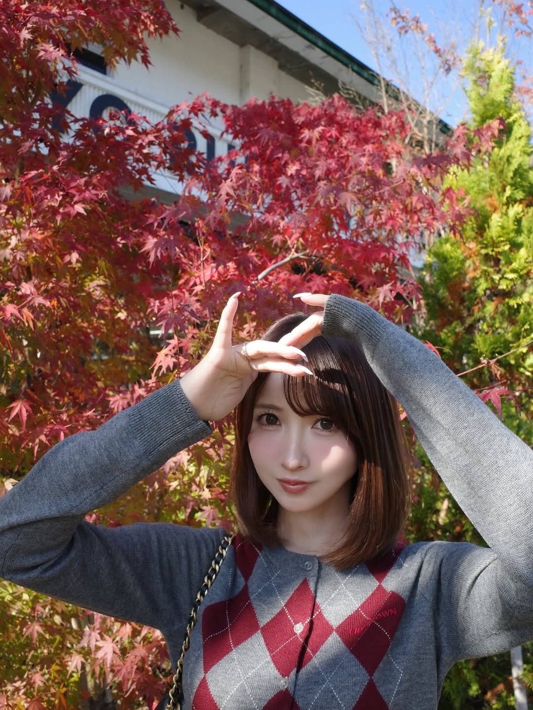 【正妹】三上悠亚秋装大长腿美照，这是一个旅行的美好！