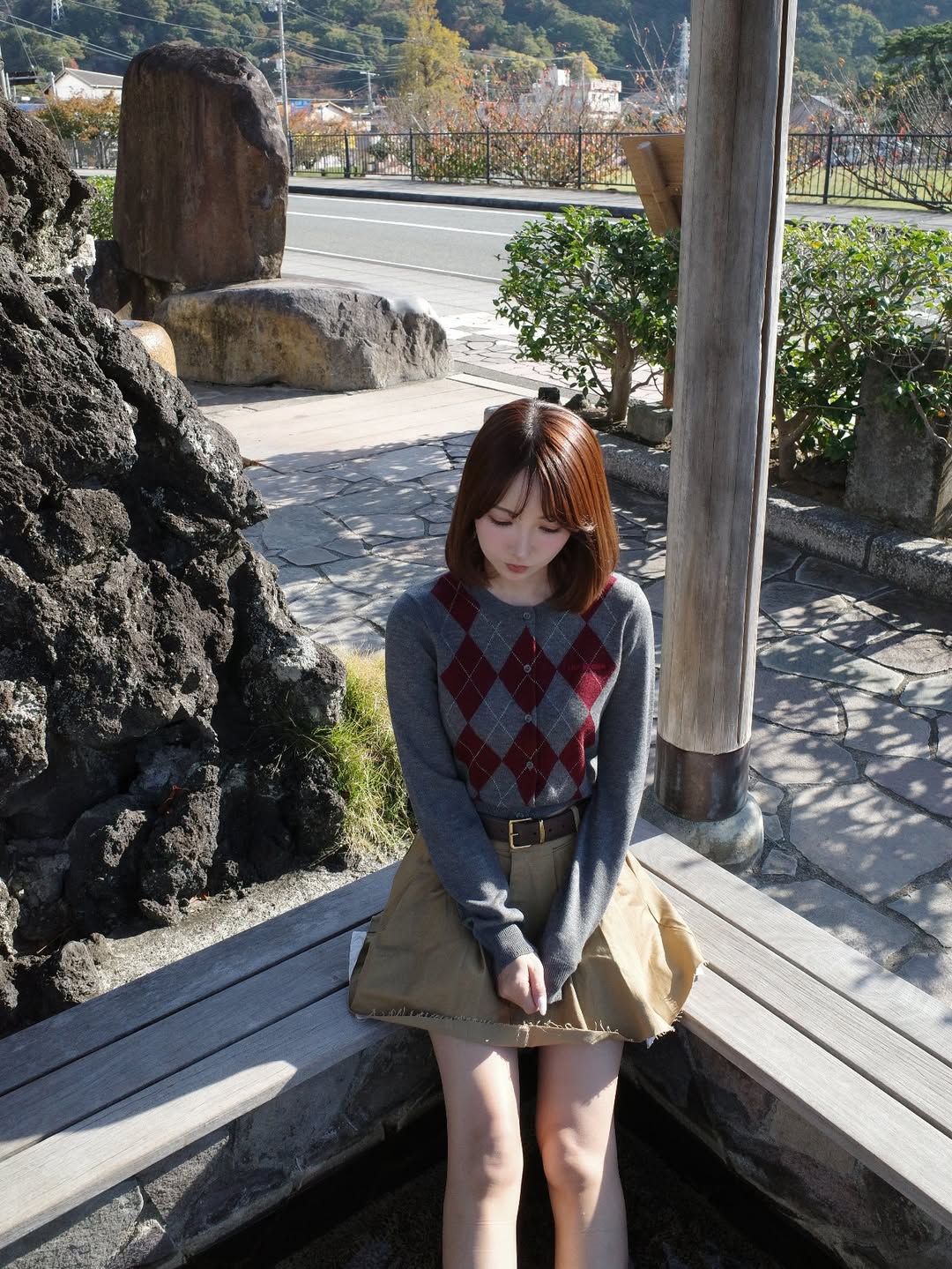 【正妹】三上悠亚秋装大长腿美照，这是一个旅行的美好！