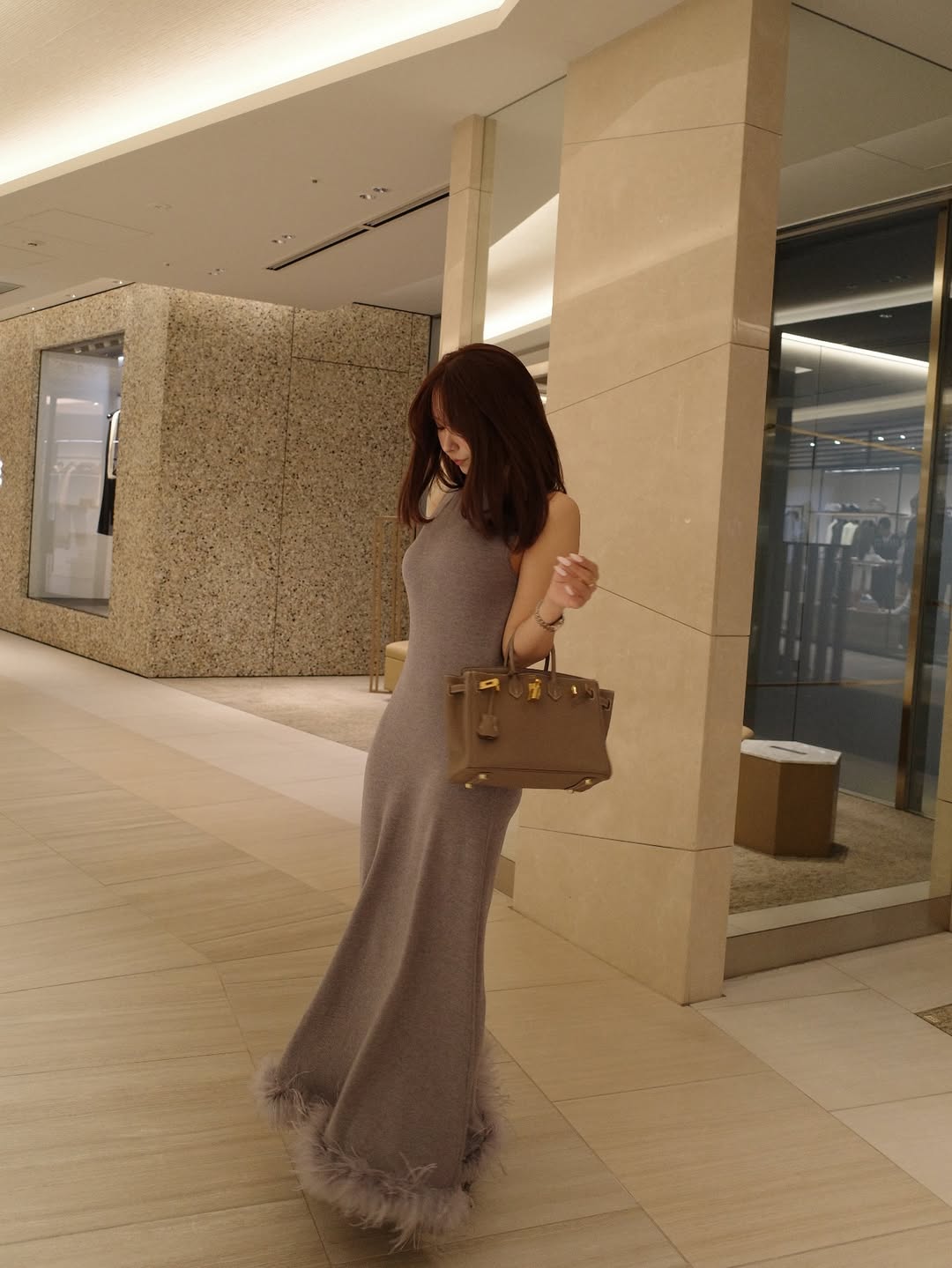 【正妹】三上悠亚针织裙子大姐姐好美，非常适合假日晚餐和更多！