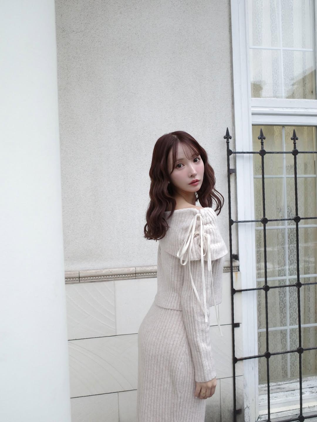 【正妹】三上悠亚穿秋冬的衣服超美，温柔又有气场的大姐姐形象！