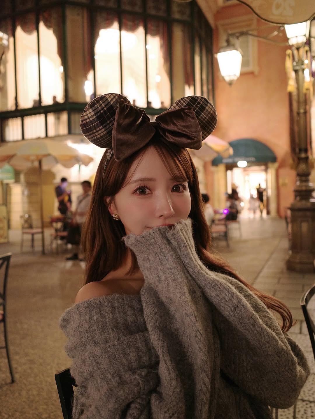 【正妹】三上悠亚针织洋装夜景美照，那些细小却珍贵的瞬间！