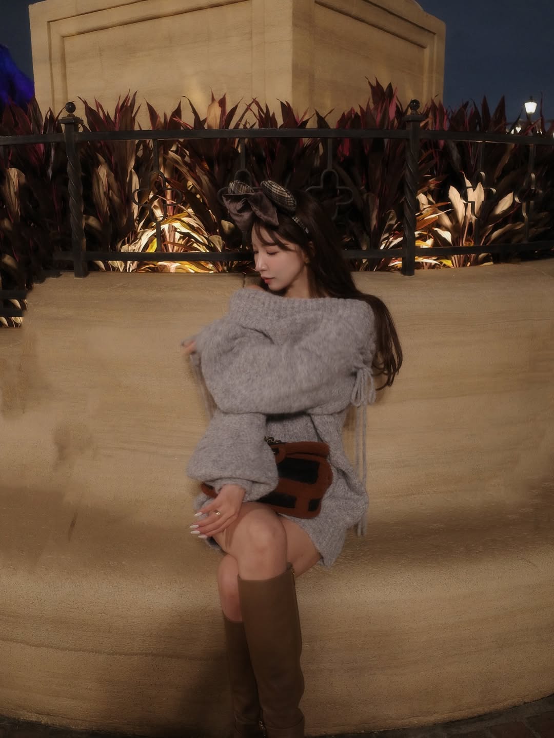 【正妹】三上悠亚针织洋装夜景美照，那些细小却珍贵的瞬间！