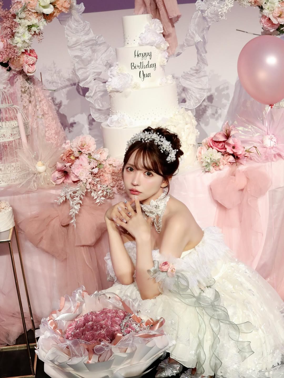 【正妹】三上悠亚的生日白纱花嫁裙，青春甜美与自信的完美结合！