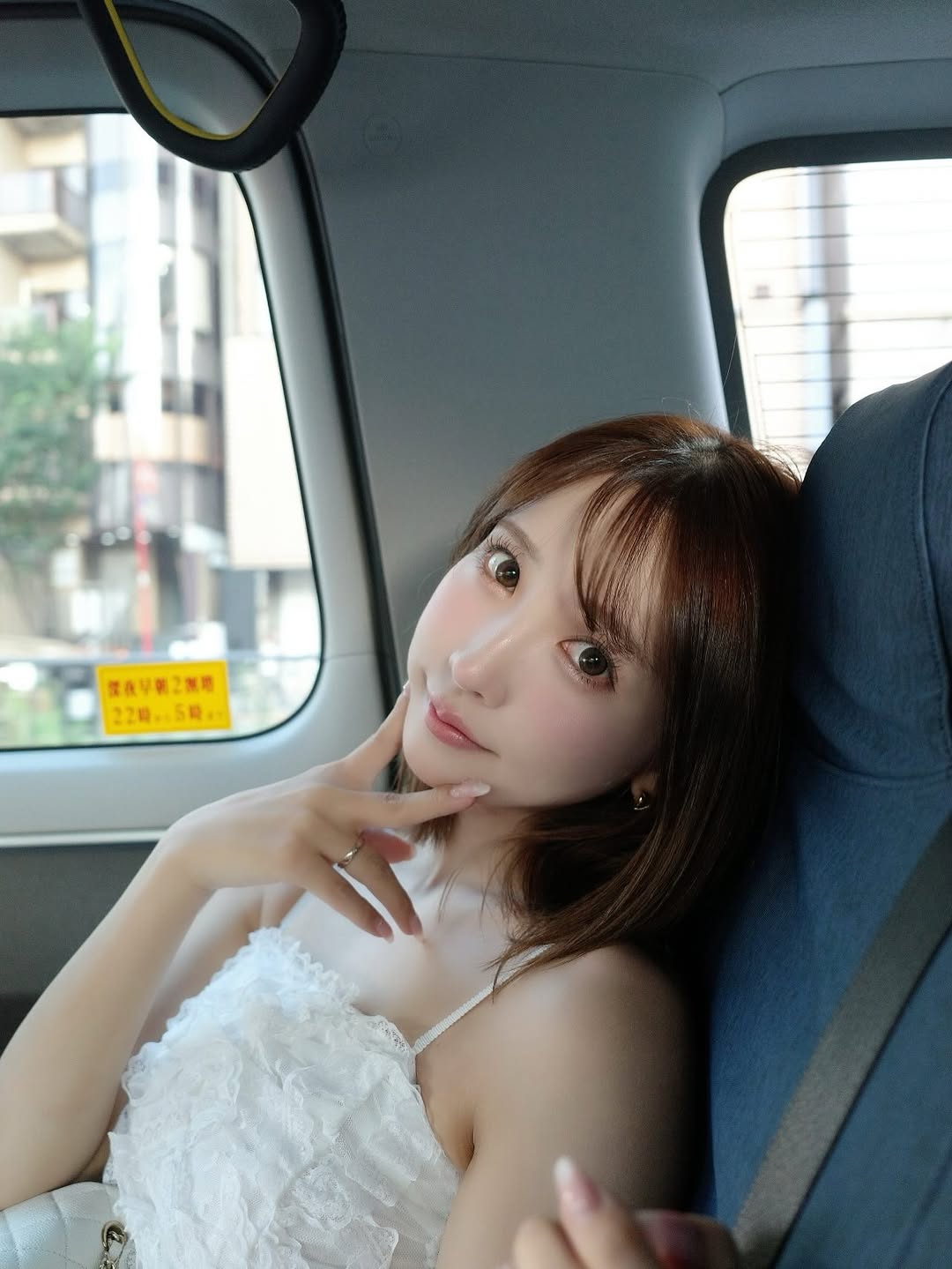 【正妹】三上悠亚的甜美瞬间，一幅温暖愉悦的生活画面！