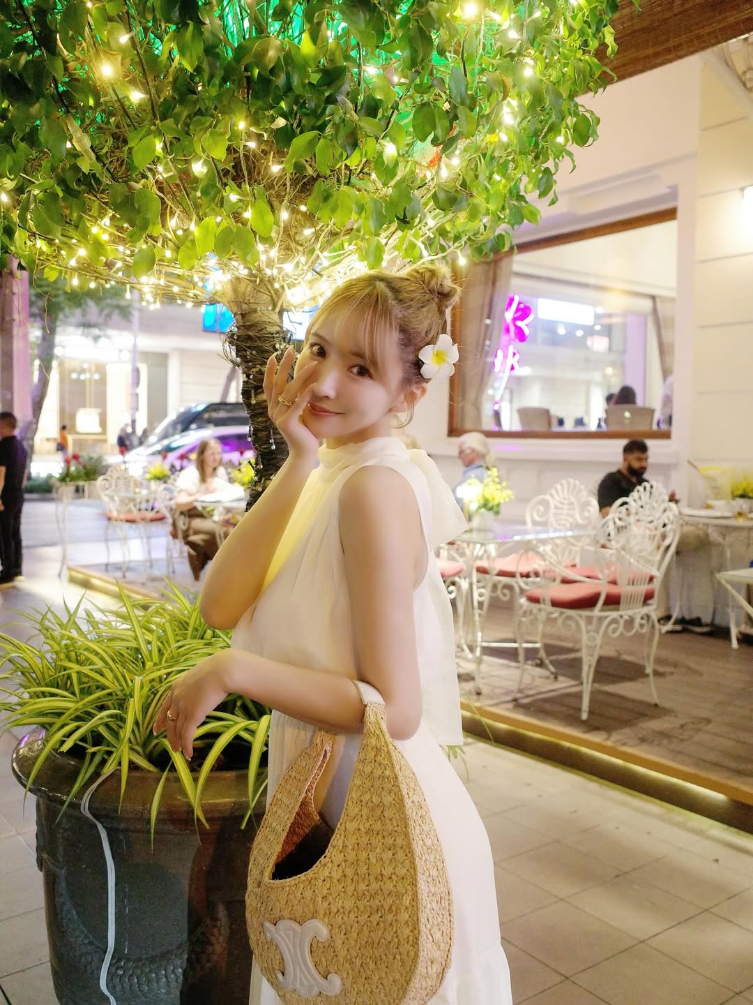 【正妹】追随三上悠亚的越南购物日美照，带着美好心情，！
