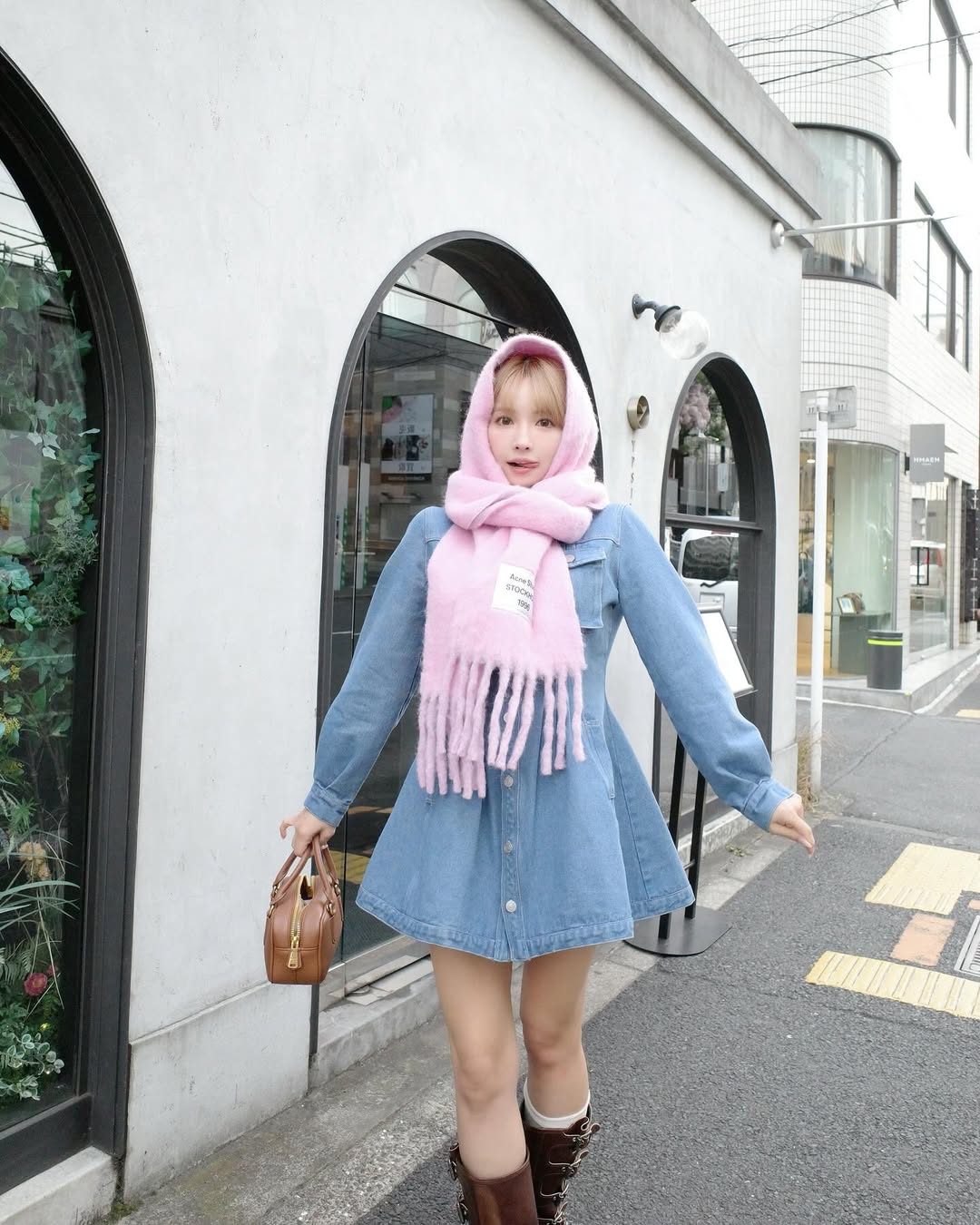 【正妹】三上悠亚的大长腿街拍，瞬间吸引万千目光！