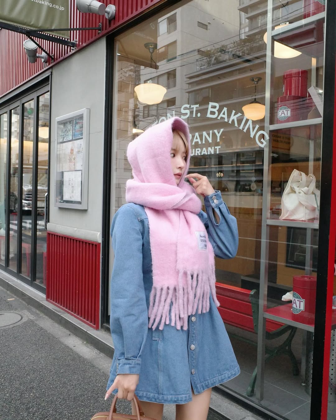 【正妹】三上悠亚的大长腿街拍，瞬间吸引万千目光！