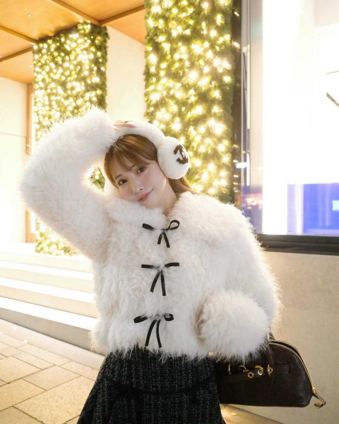 【正妹】三上悠亚冬季夜景街拍，那份生活感与真实美好！