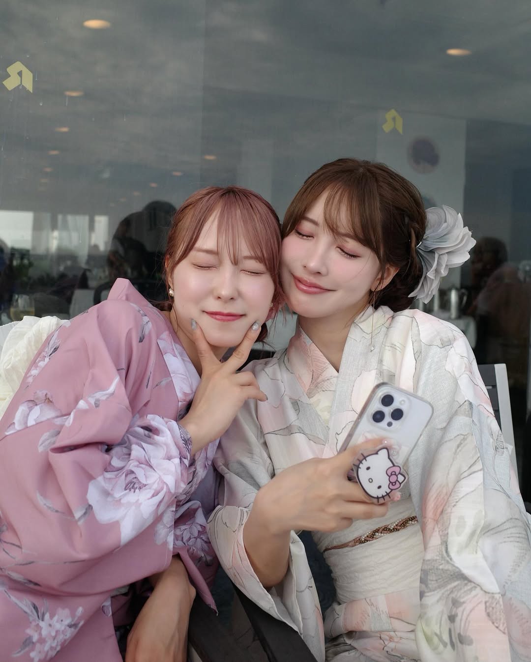 【正妹】三上悠亚夜景浴衣与美女合照，夏日回忆的第一轮！