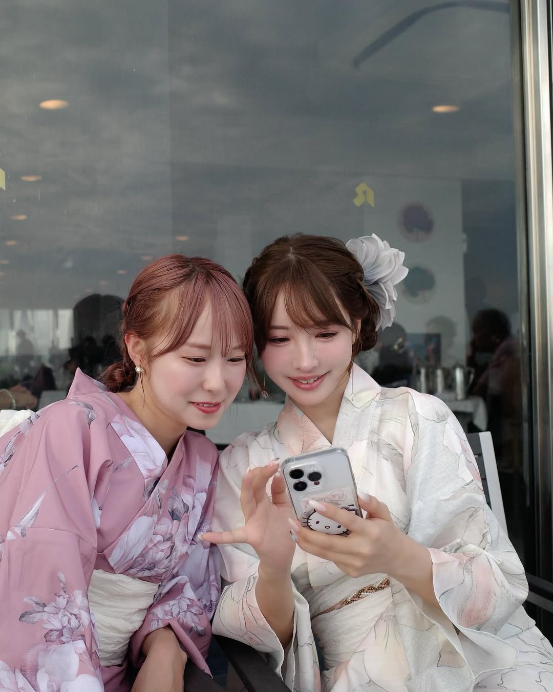 【正妹】三上悠亚夜景浴衣与美女合照，夏日回忆的第一轮！