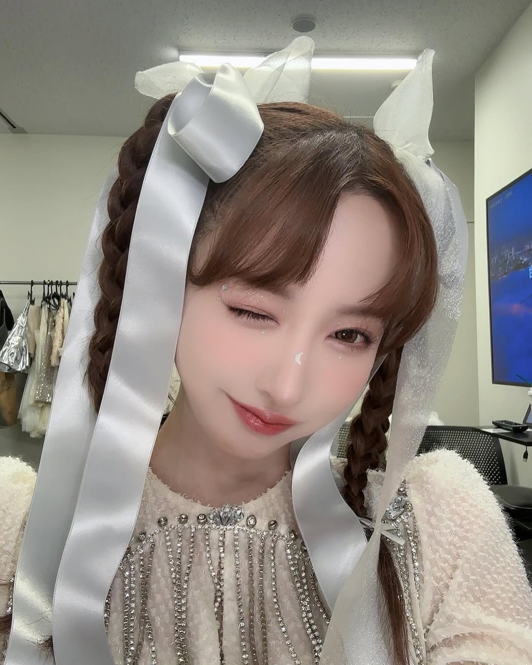 【正妹】三上悠亚派对洋娃娃妆容美照，视觉享受和心情的抚慰！