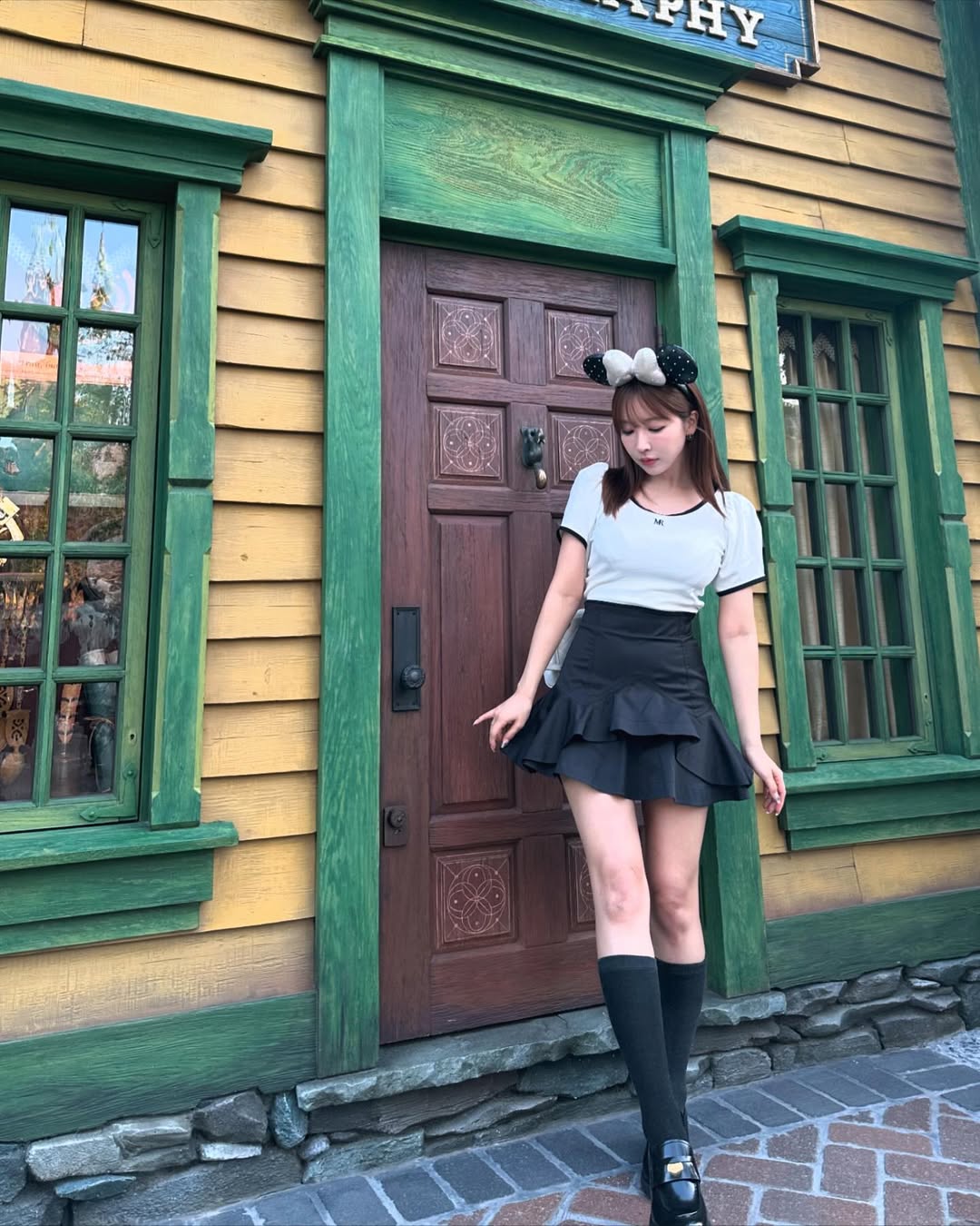 【正妹】三上悠亚夜景迪士尼美照，一剂温柔的情绪安抚！