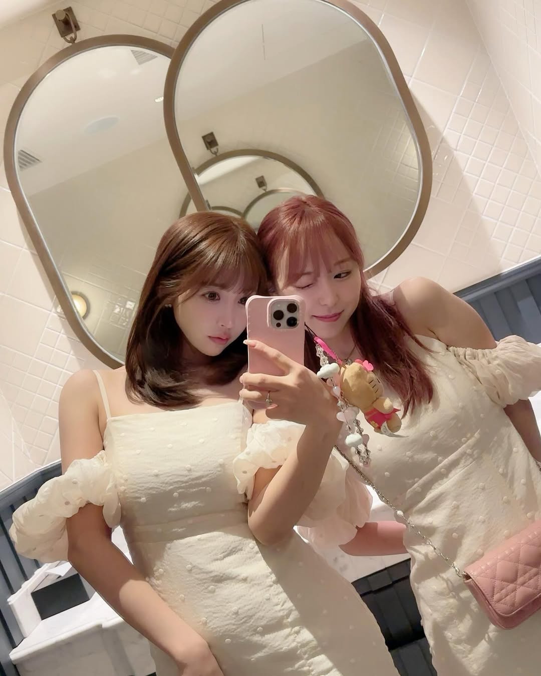 【正妹】三上悠亚与闺蜜下午茶美照，捕捉那一张惬意的美照！