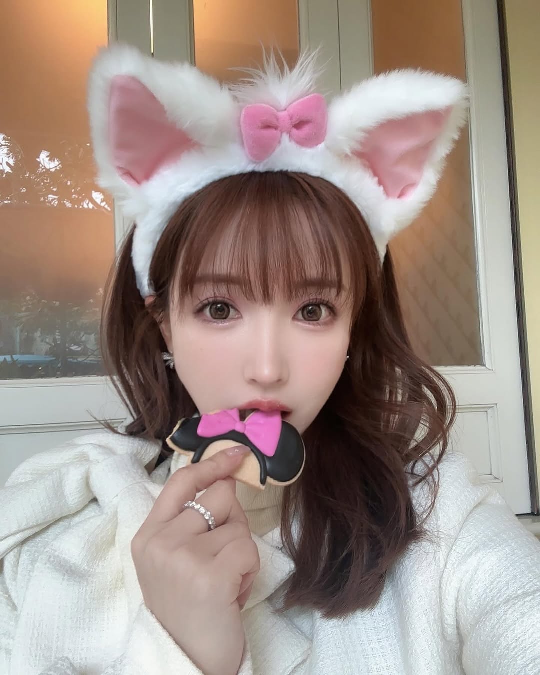 【正妹】三上悠亚猫耳饰迪士尼美照，仿佛一阵春风拂过观众的心田！