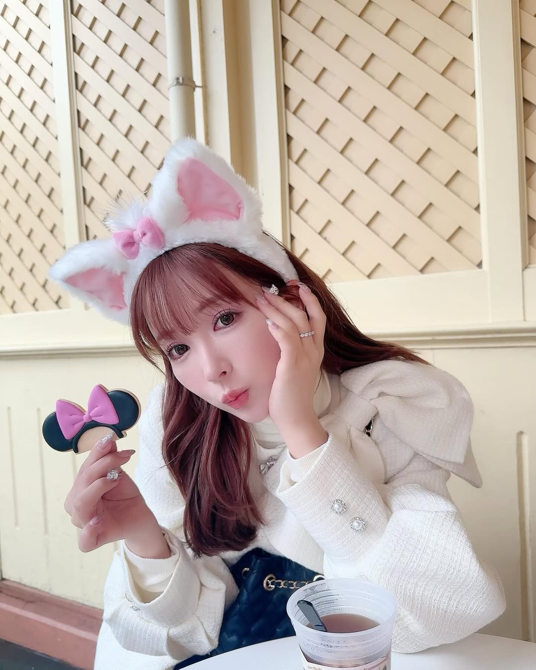 【正妹】三上悠亚猫耳饰迪士尼美照，仿佛一阵春风拂过观众的心田！