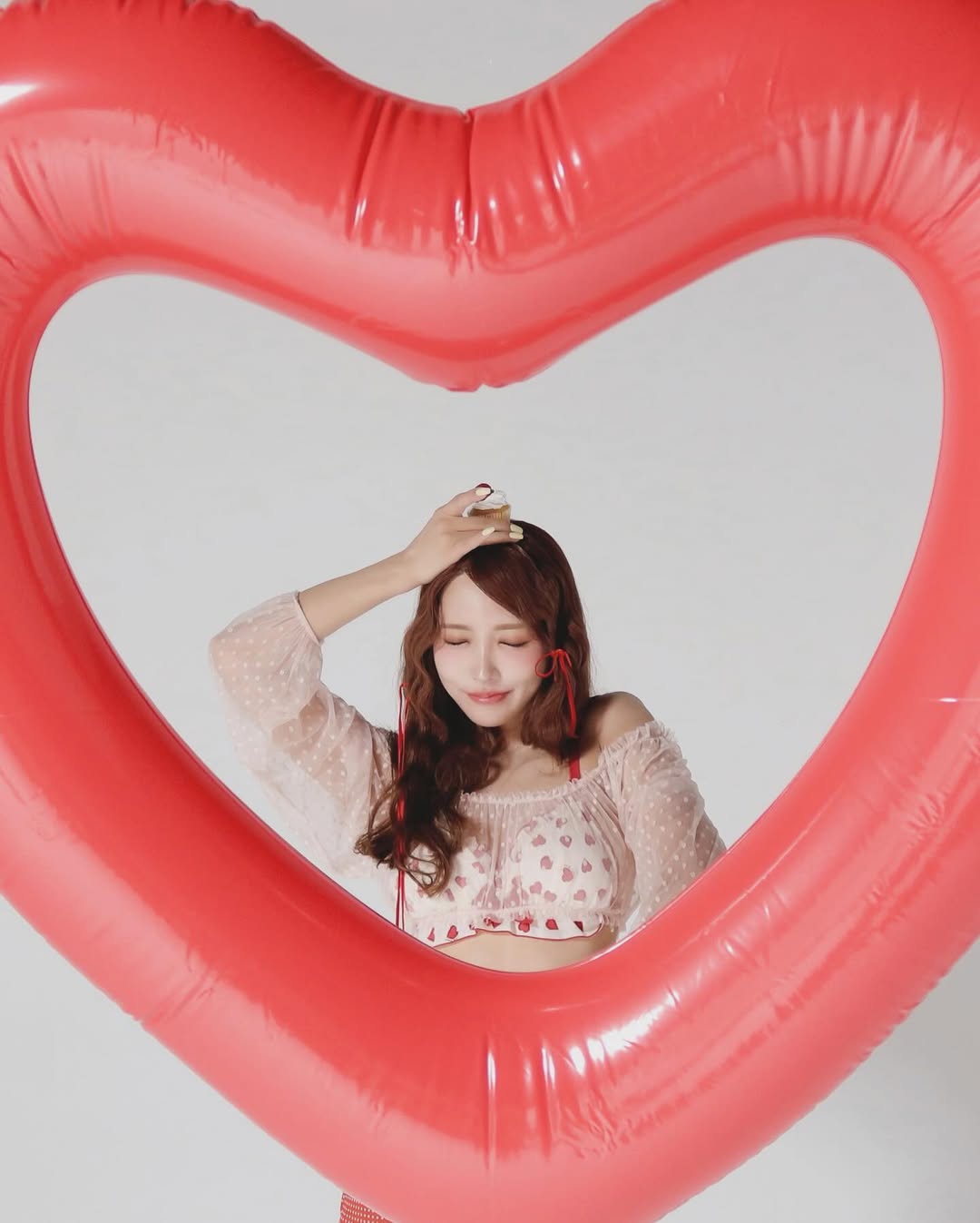 【正妹】三上悠亚可爱内衣美照，那些简单的笑容轻松的氛围！