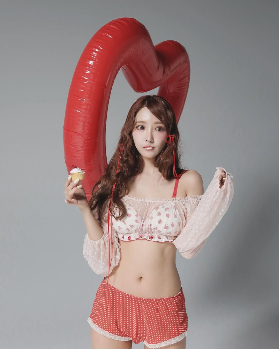 【正妹】三上悠亚可爱内衣美照，那些简单的笑容轻松的氛围！