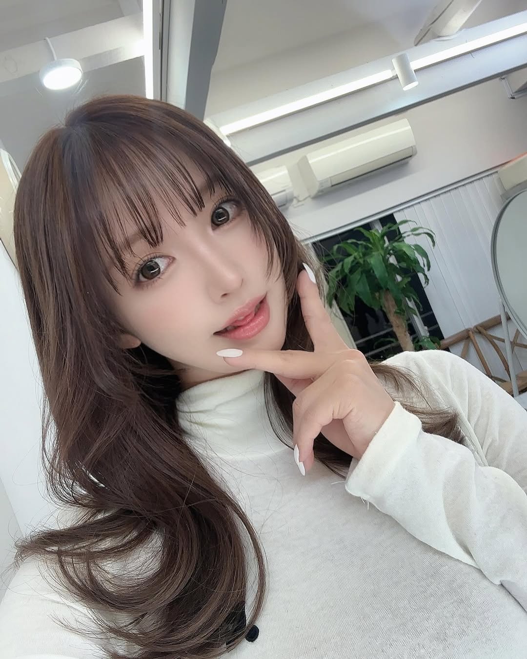 【正妹】三上悠亚理发店自拍，梦幻与亲切并存的视觉享受！