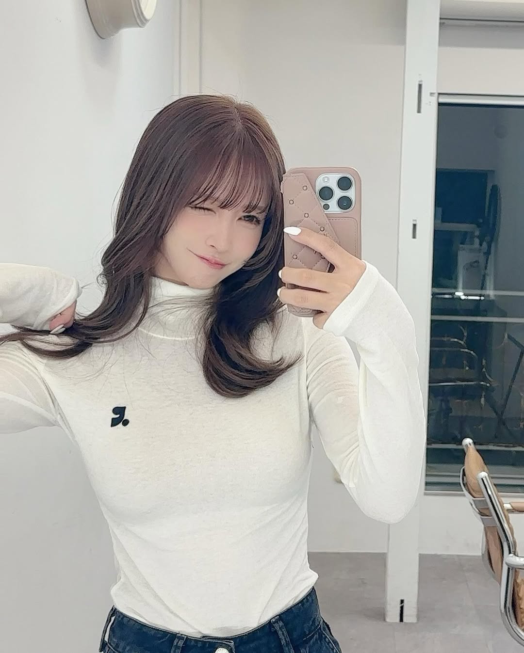 【正妹】三上悠亚理发店自拍，梦幻与亲切并存的视觉享受！