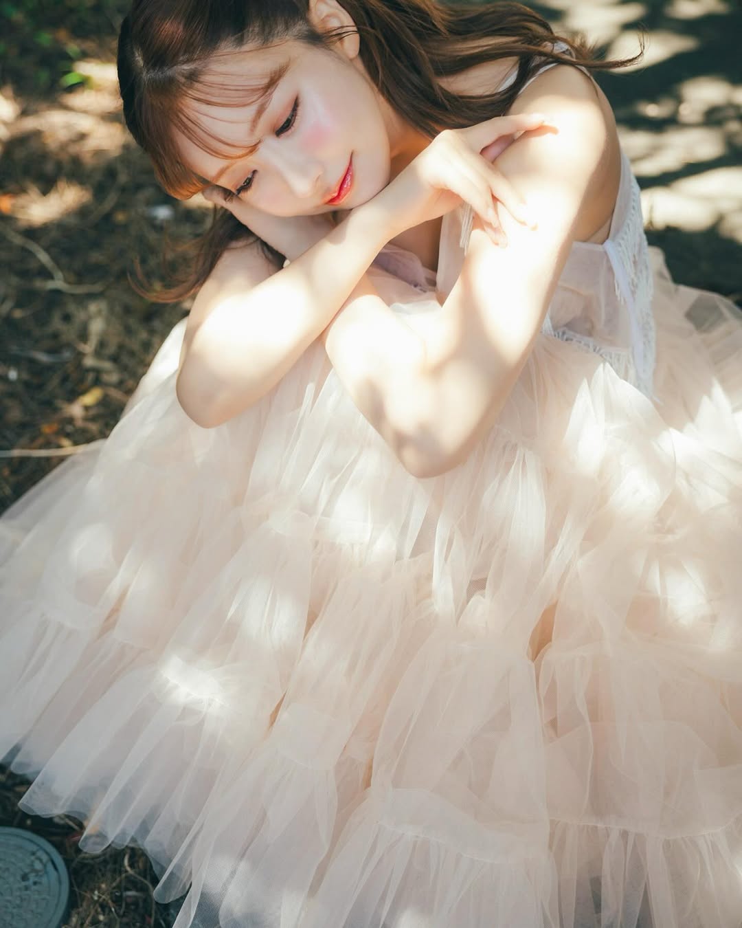 【正妹】三上悠亚乡间小路写真，那一瞬间被温柔地放慢！