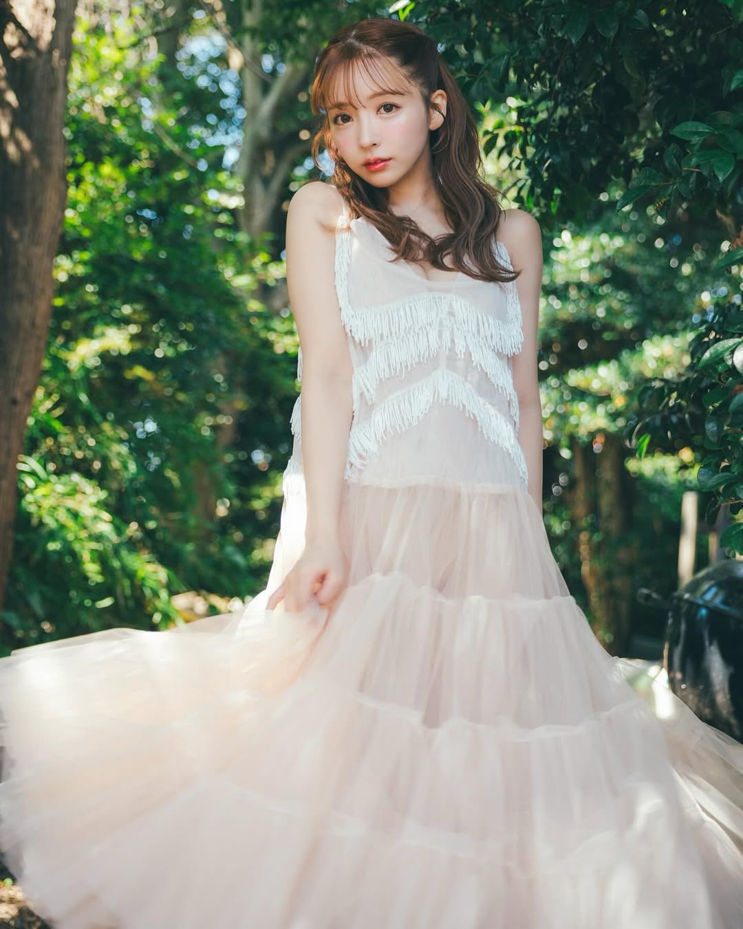 【正妹】三上悠亚乡间小路写真，那一瞬间被温柔地放慢！