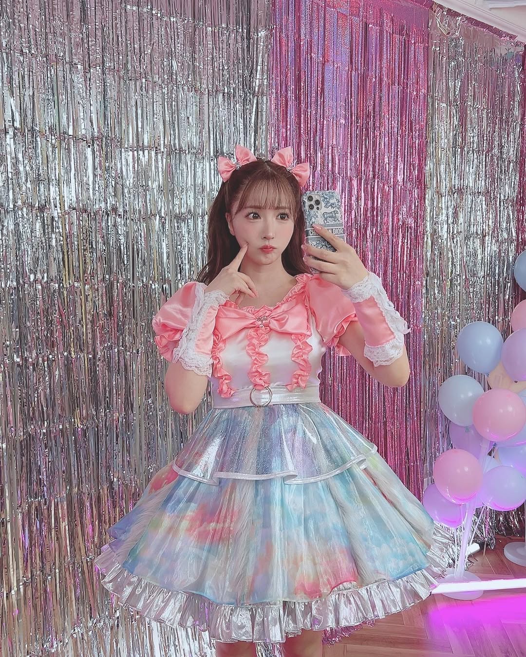 【正妹】三上悠亚白雪公主装扮美照，保留了温柔与含蓄的美感！