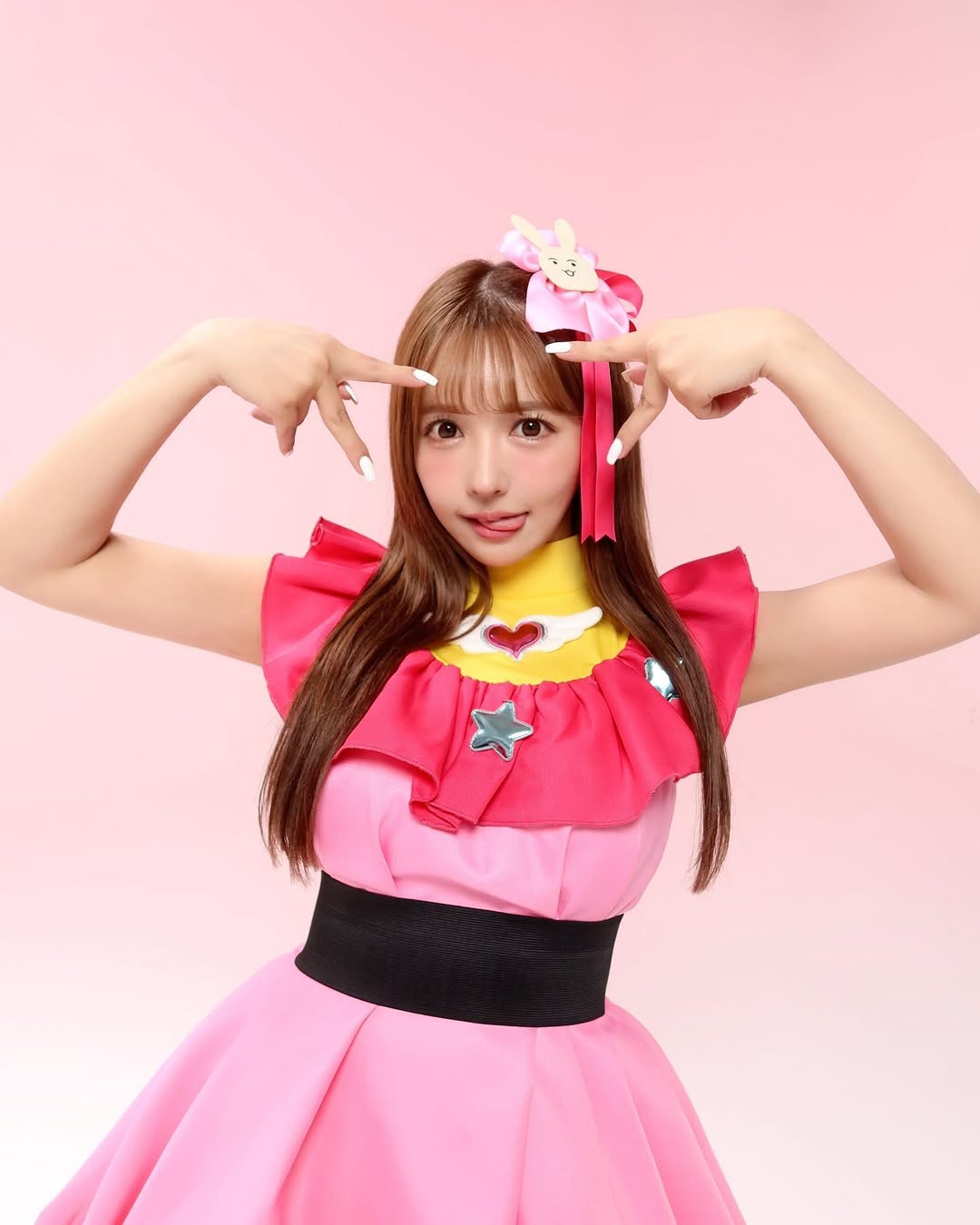 【正妹】三上悠亚白雪公主装扮美照，保留了温柔与含蓄的美感！