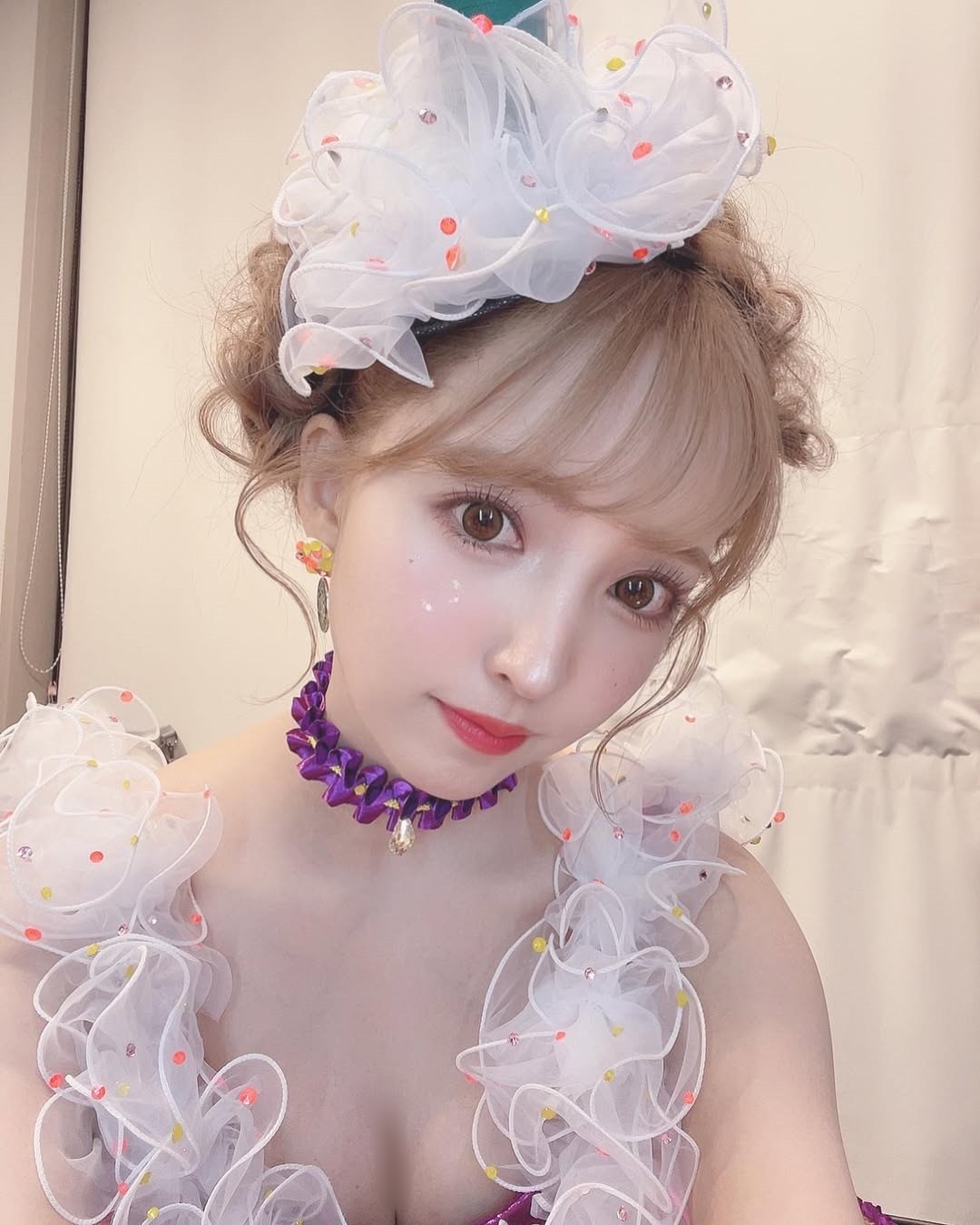 【正妹】三上悠亚万圣节星巴克公主，甜美外表俘获了大量粉丝！