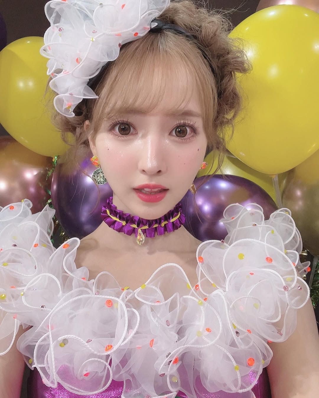 【正妹】三上悠亚万圣节星巴克公主，甜美外表俘获了大量粉丝！