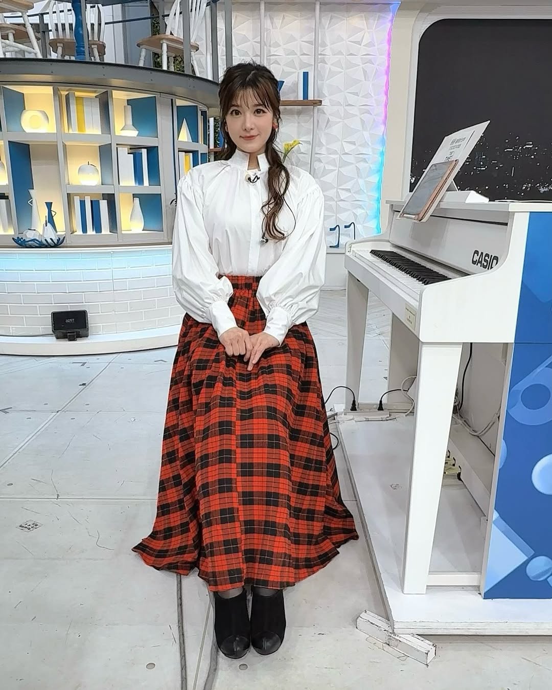 【正妹】高木里代子钢琴家琴艺高超，41岁依旧美貌如当年！