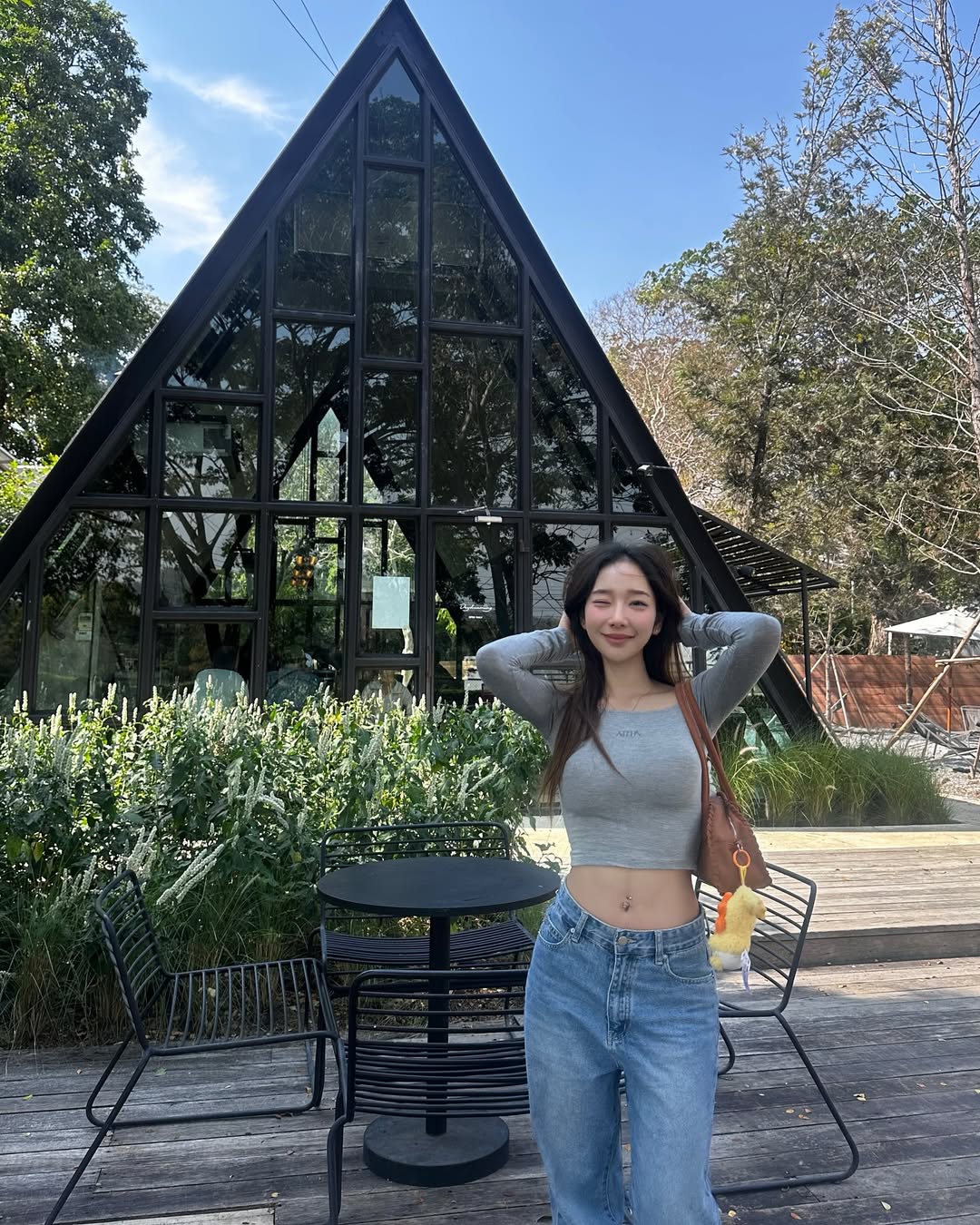 【正妹】kalyanat.ss休闲装公园美照，自律与美好生活方式！