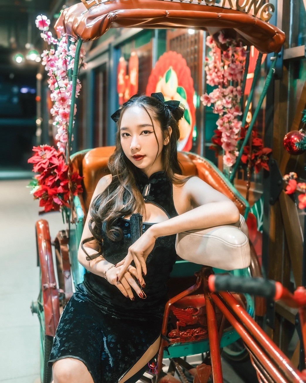 【正妹】kalyanat.ss古典旗袍黄包车写真，性感既随性又不失格调！