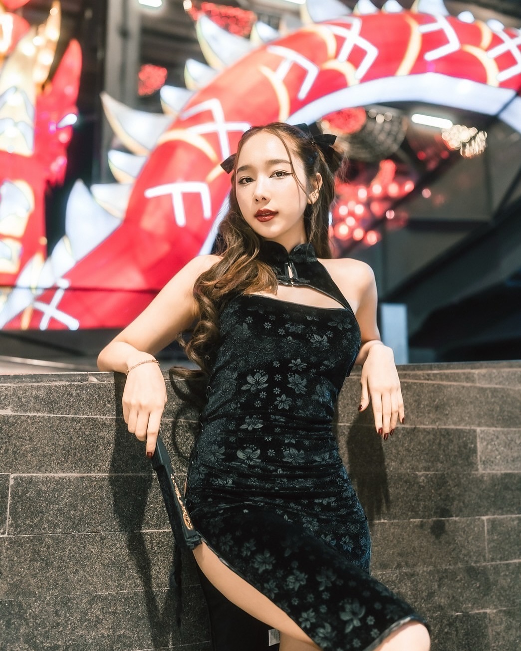 【正妹】kalyanat.ss古典旗袍黄包车写真，性感既随性又不失格调！