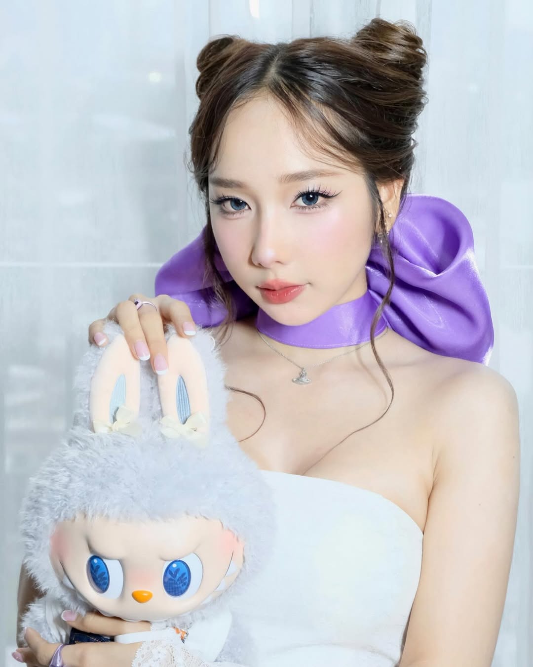 【正妹】kalyanat.ss超美与拉布布写真，展现出少女的柔美含蓄！