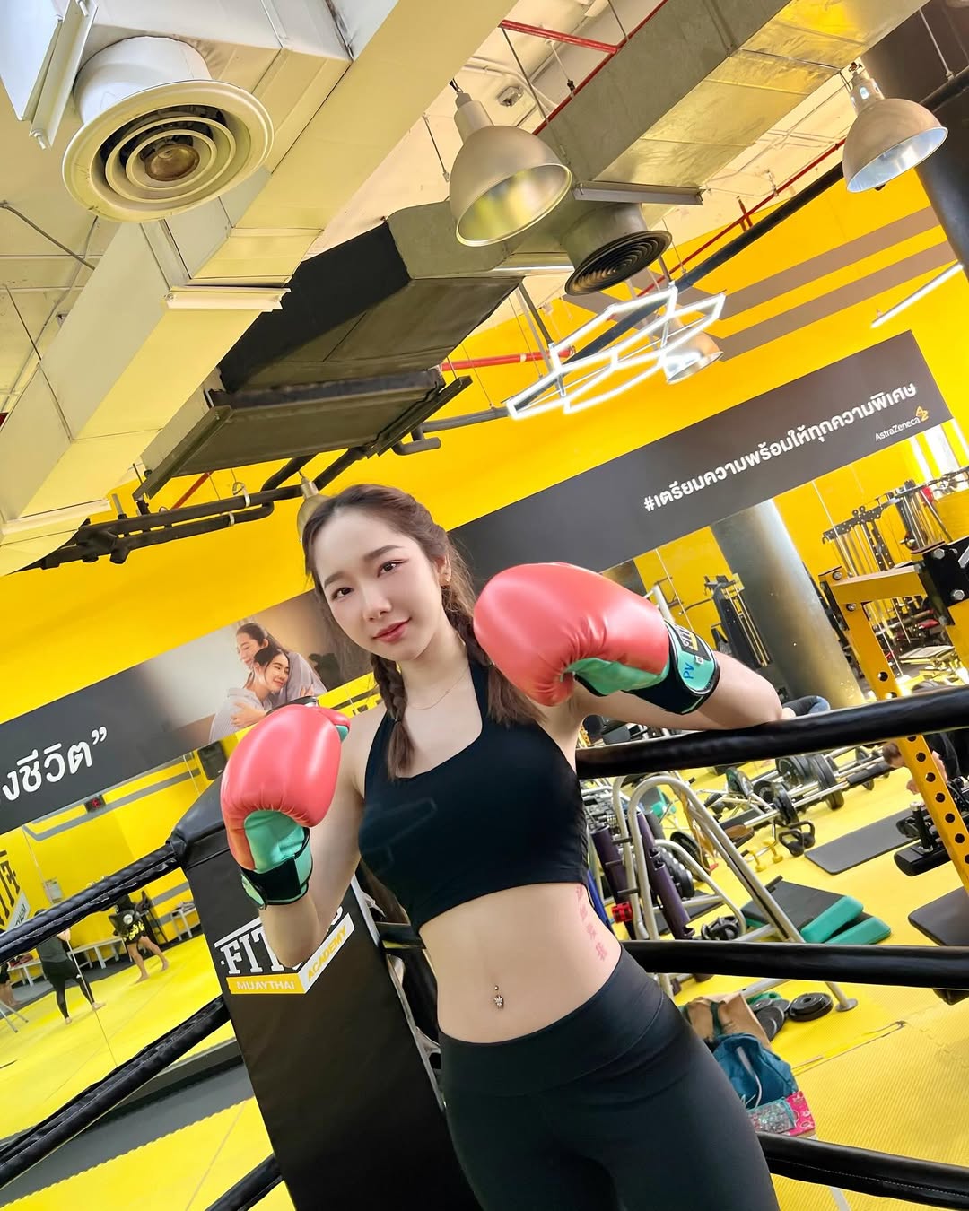 【正妹】kalyanat.ss擂台上女拳击手，把动感与审美演绎到极致！