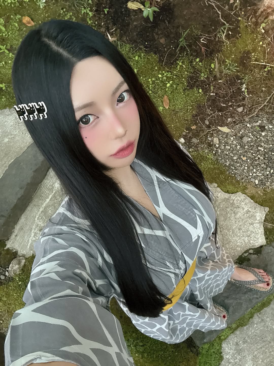 【正妹】圆圆Donggeuran浴衣山间温泉美照，浴衣造型惊艳登场！