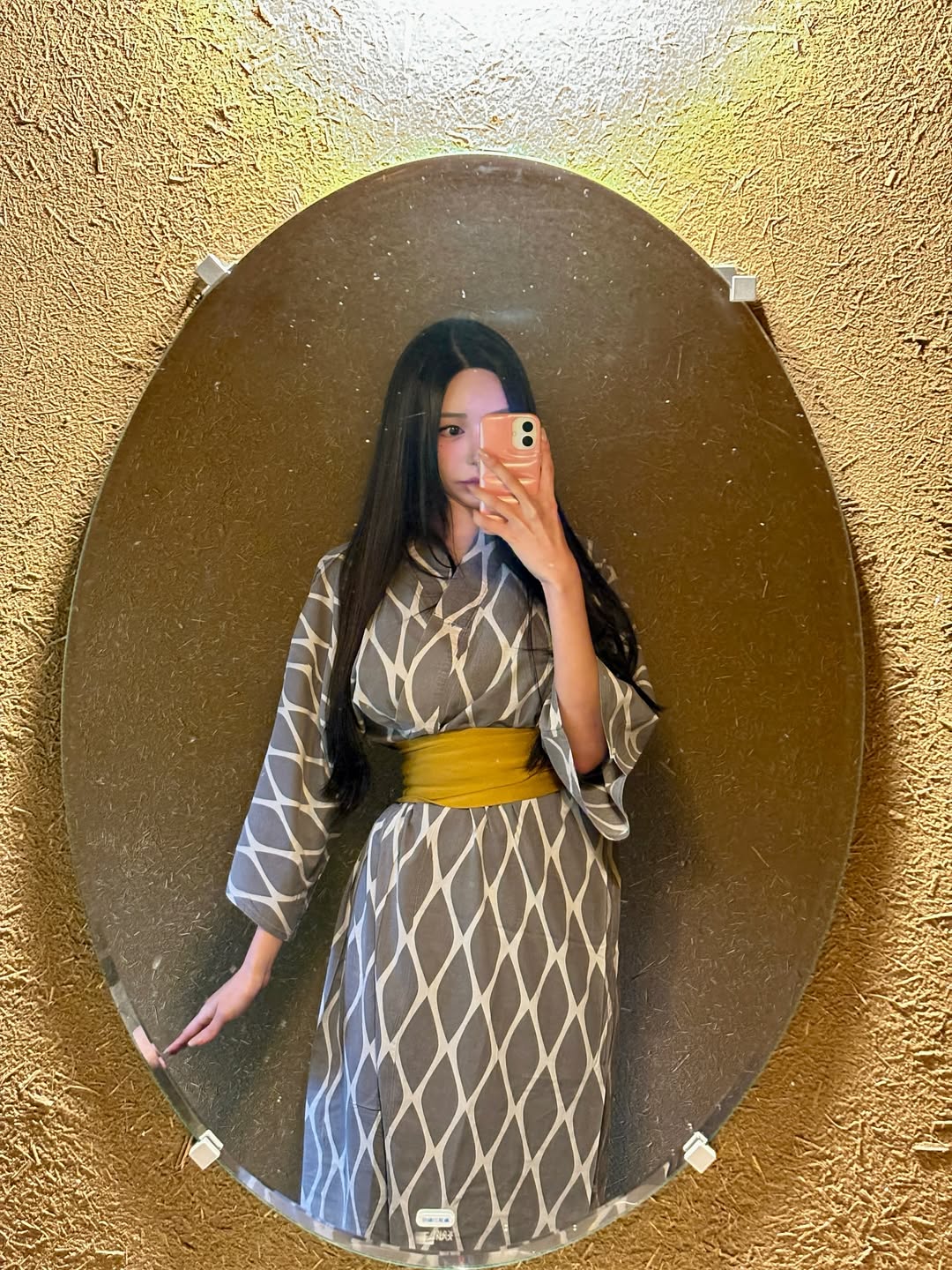 【正妹】圆圆Donggeuran浴衣山间温泉美照，浴衣造型惊艳登场！