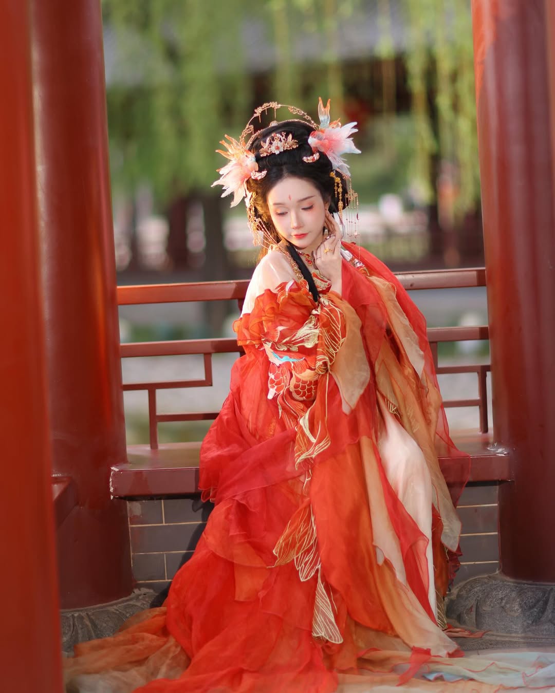 【正妹】可霏Naomi古装湖畔才女美照，古装和风的典雅韵味！